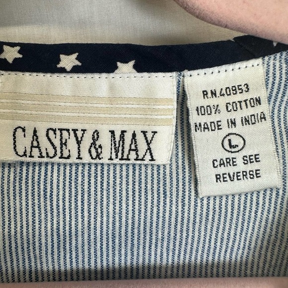 Casey & Max Vest Women’s sz. Large Patriotic Stars Red Blue White Stripes - Picture 6 of 7